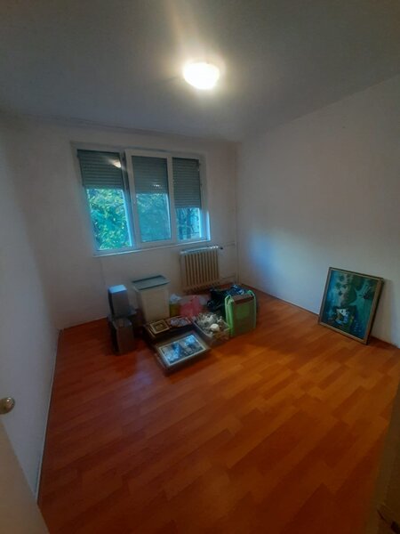 Drumul Taberei, Piata Valea Ialomitei,